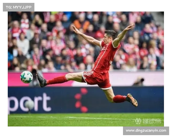 探寻莱万多夫斯基崛起传奇与辉煌成功之路揭秘全景回溯历程故事脉